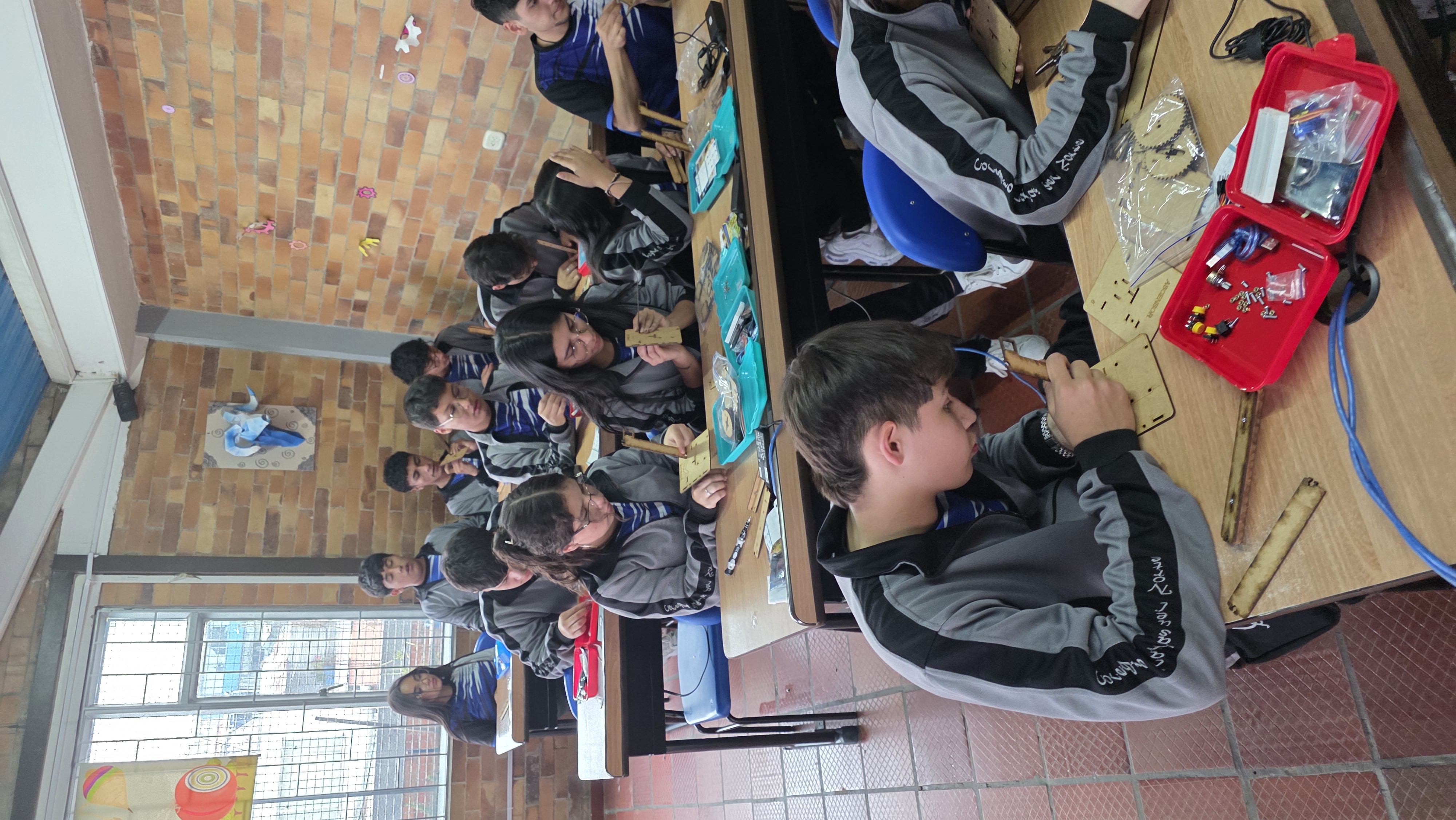 Imagen de Centro de Ciencia, Tecnologia e Idiomas